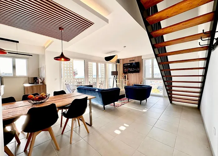 Duplex - Vue Mer Exceptionnelle - Quartier Euromed-Avec Box